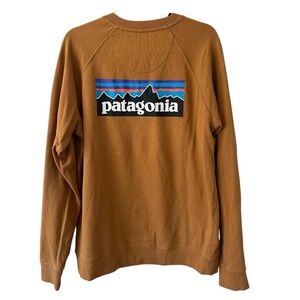 Patagonia P-6 Logo Crew Sweatshirt – Men’s Medium